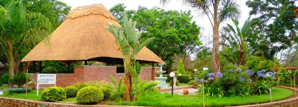 Wozani Lodge Bulawayo Bagian luar foto
