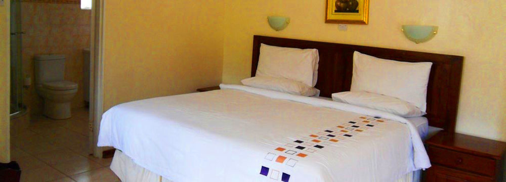 Wozani Lodge Bulawayo Bagian luar foto