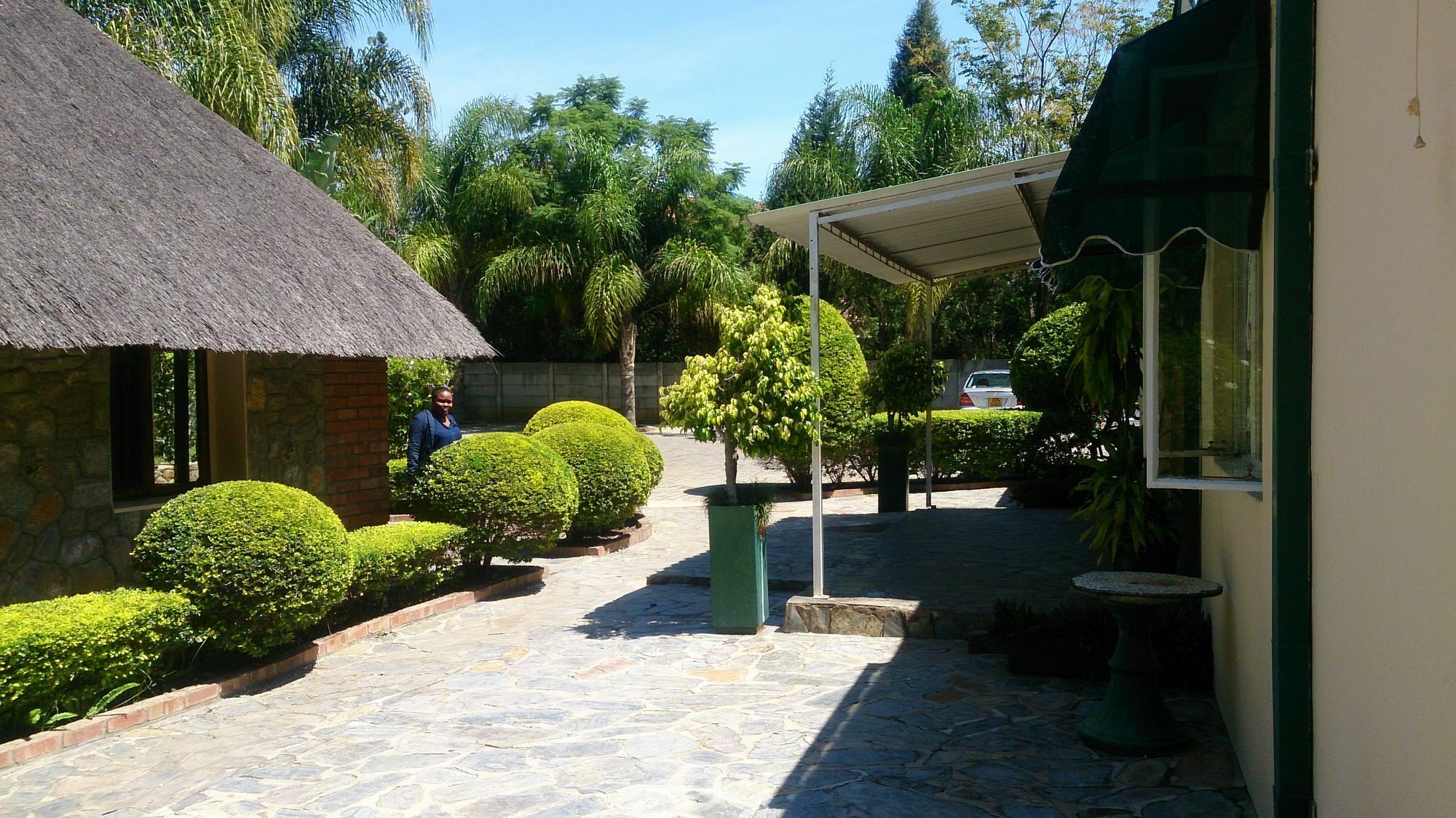 Wozani Lodge Bulawayo Bagian luar foto